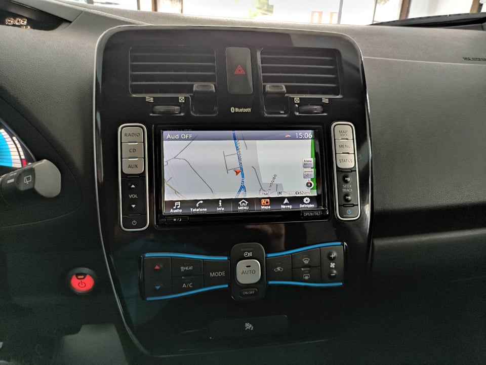 Nissan Leaf Acenta 30 KWh Ano 2016