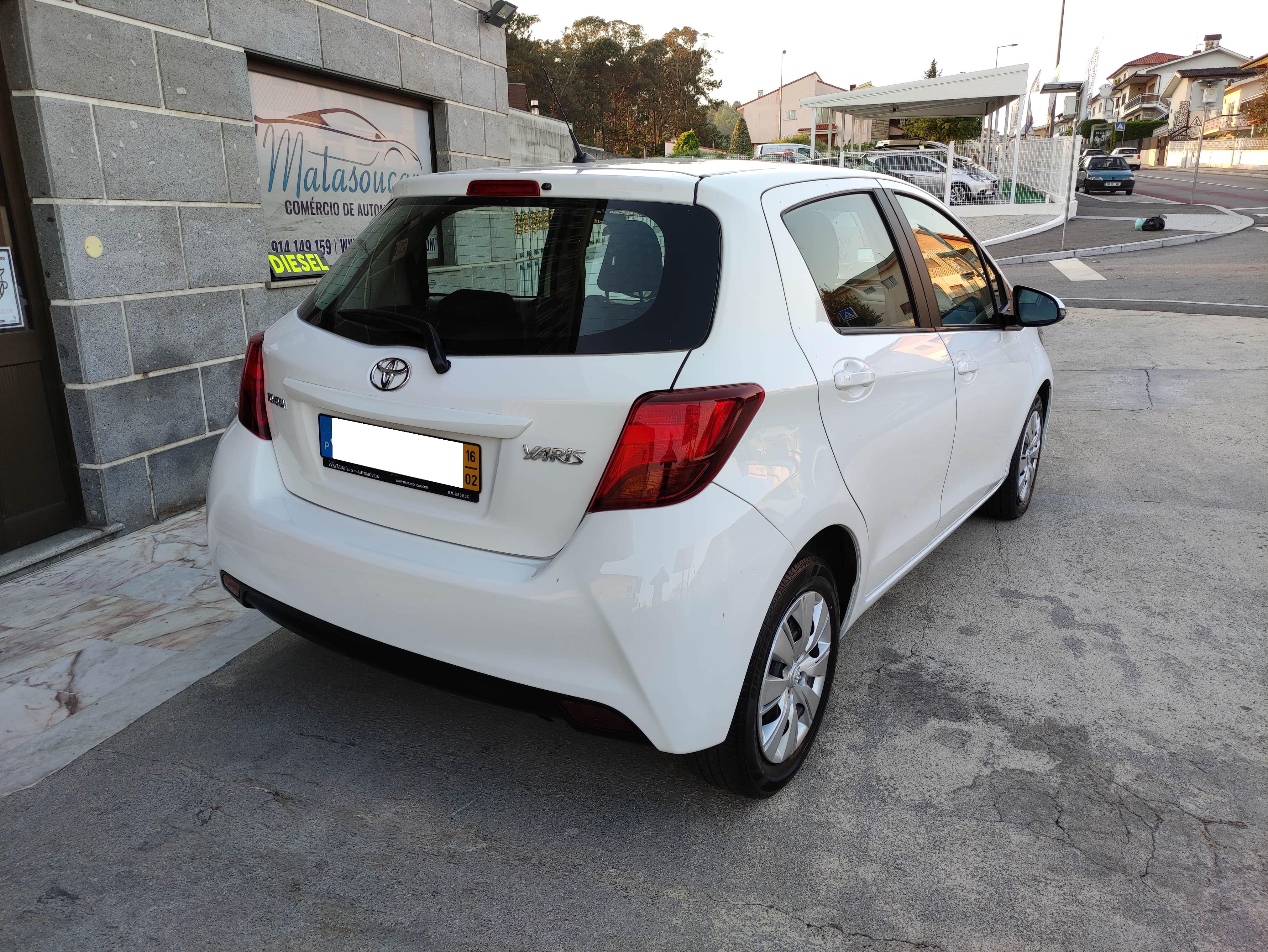 Toyota Yaris Nacional Ano 2016