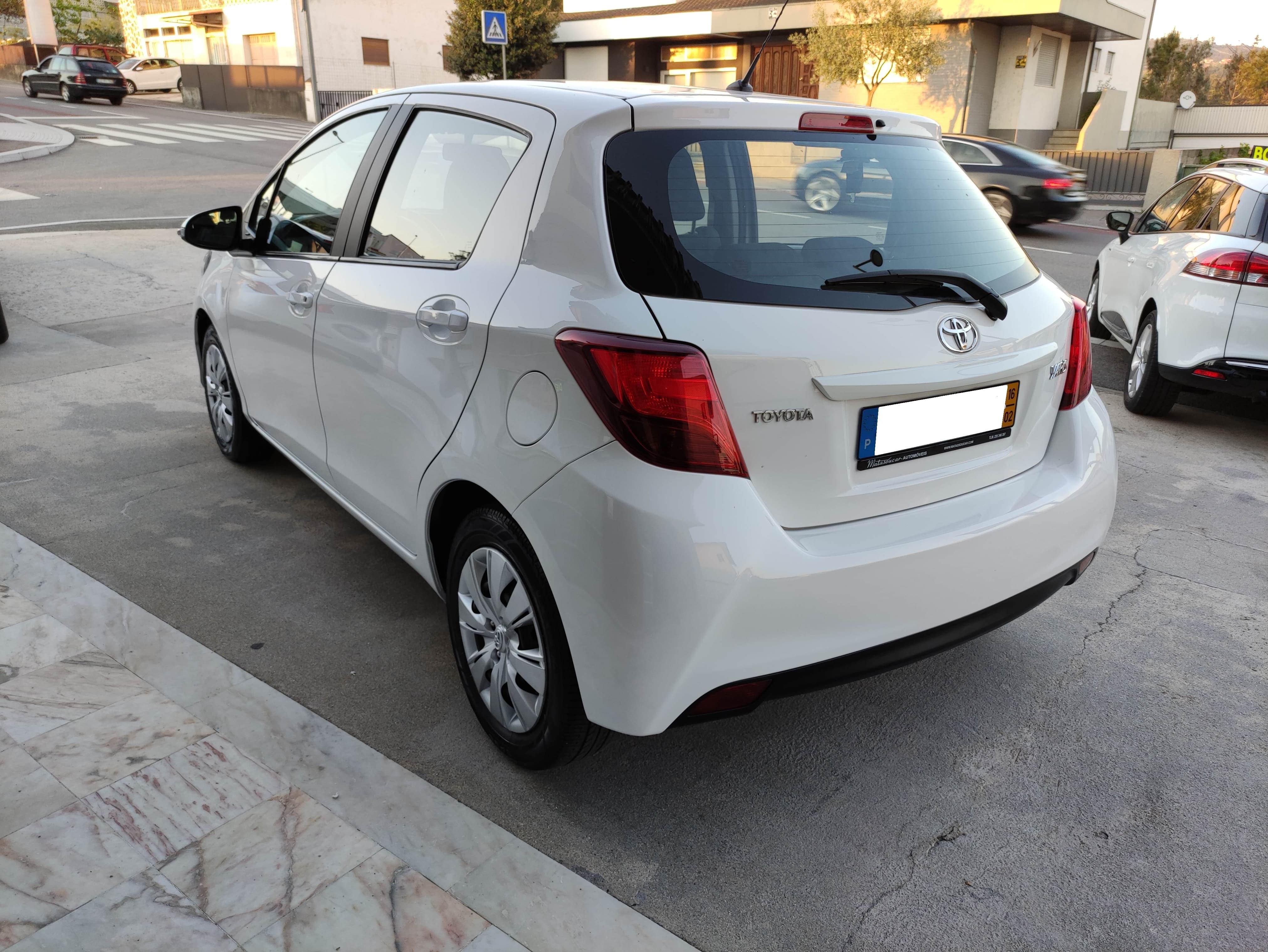 Toyota Yaris Nacional Ano 2016