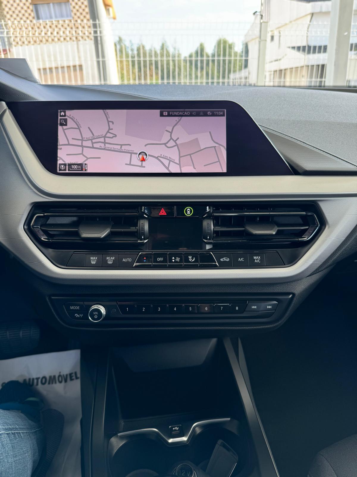 BMW 118I