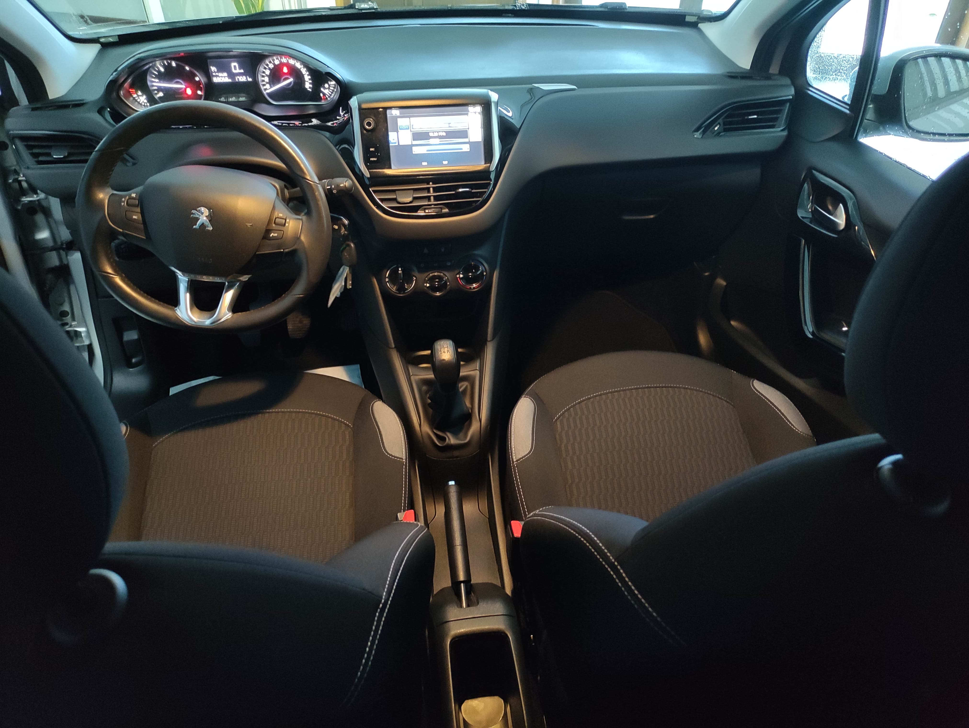 Peugeot 208 Active Ano 2016